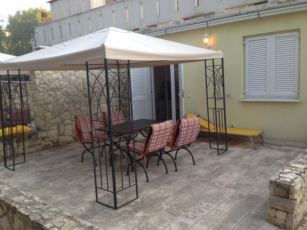 Apartments Casa Nostra Biograd Na Moru Exterior photo